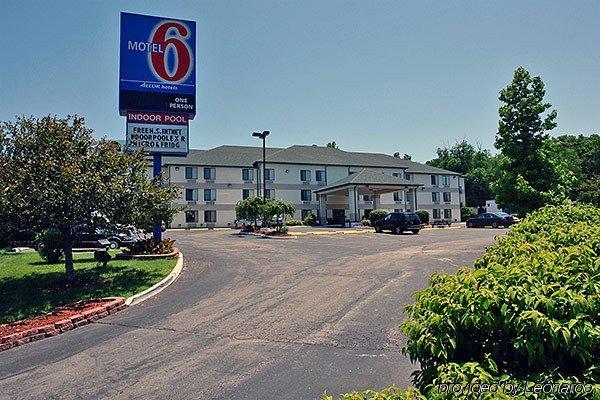 Motel 6-Columbia, MO - East Exterior foto